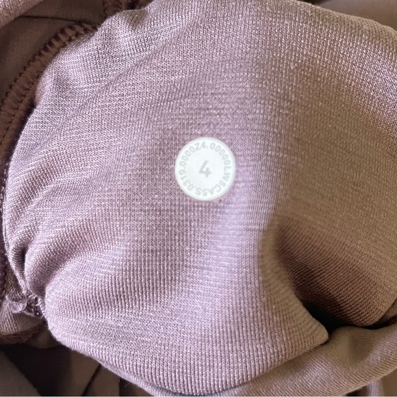 Align Pant Petal, Frosted Mulberry 25" - Picture 5 of 6